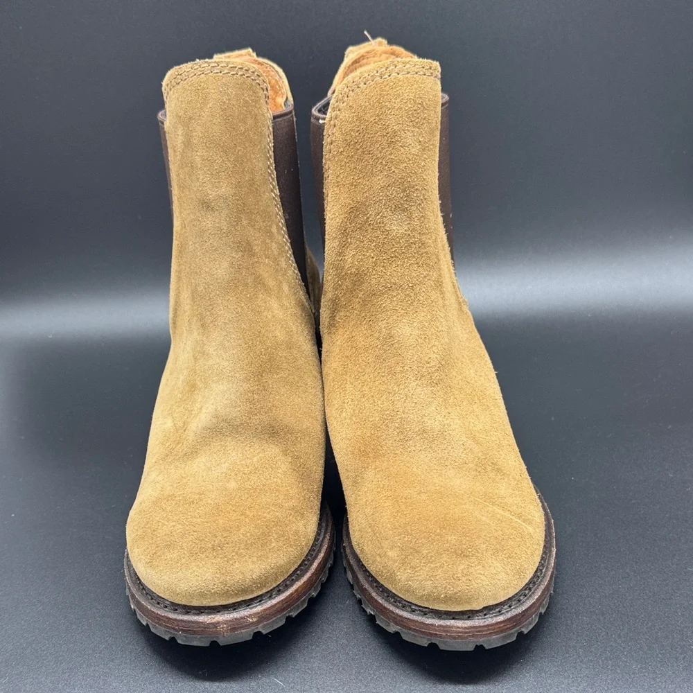 Frye Sabrina Chelsea Ankle Boots in Tan Suede ask 9 - Picture 4 of 10